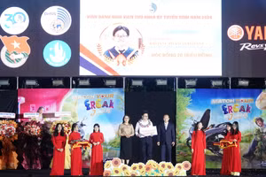 Trường Đại học Ngoại ngữ, Đại học Đà Nẵng vinh danh và khen thưởng tân sinh viên là học sinh giỏi quốc gia. 