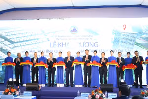 Lễ khai trương Trung tâm tài chính quốc tế Việt Nam tại Đà Nẵng.