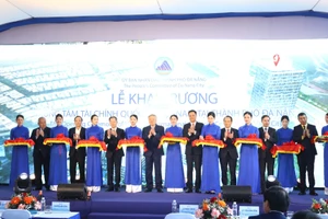 Lễ khai trương Trung tâm tài chính quốc tế Việt Nam tại Đà Nẵng.