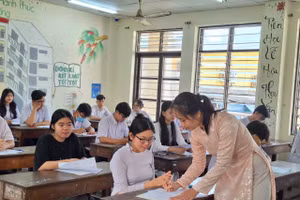 Học sinh lớp 12 tham gia đợt thi thử do Sở GD&ĐT Đà Nẵng tổ chức.