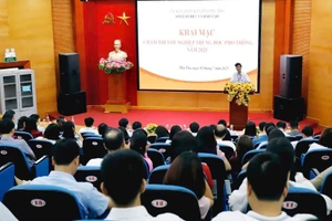 Quang cảnh buổi khai mạc.