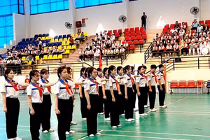 Gần 200 đội viên tham dự Liên hoan nghi thức Đội TNTP Hồ Chí Minh tỉnh Tuyên Quang năm 2025.