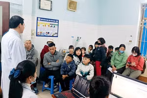 Gần 30 học sinh ở Tuyên Quang nhập viện, nghi ngộ độc thực phẩm 