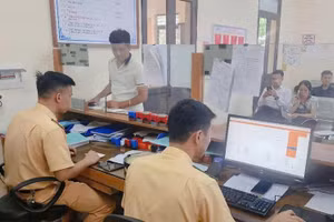 Từ ngày 1/07/2025, Công an tỉnh Phú Thọ sẽ tiếp tục thực hiện việc tiếp nhận thủ tục hồ sơ đăng ký xe cho công dân (ảnh CAT Phú Thọ).