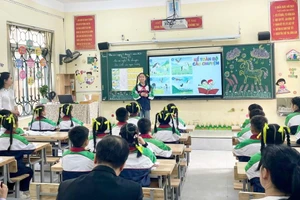 Trường Tiểu học Phạm Công Bình đẩy mạnh ứng dụng công nghệ thông tin trong dạy và học.