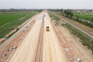 Một số đoạn tuyến đang được khẩn trương thi công (ảnh Quang Nam).