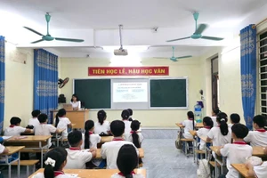 Các trường THCS ở phường Phú Thọ có nhiều chuyển biến tích cực trong công tác giáo dục (ảnh Trường THCS Sa Đéc).