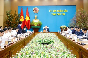 Quang cảnh buổi họp (ảnh Huyền Trang).