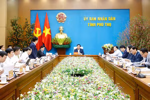 Quang cảnh buổi họp (ảnh Huyền Trang).