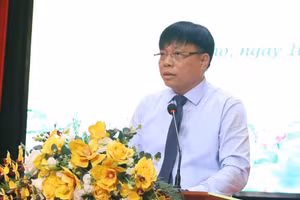 Ông Lê Văn Phượng - Giám đốc Sở GD&ĐT tỉnh Phú Thọ làm Chủ tịch Hội đồng thi tốt nghiệp THPT năm 2025 tỉnh Phú Thọ.