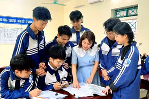 Cô và trò Trường THPT Thanh Thủy tập trung ôn cho kỳ thi tốt nghiệp THPT năm 2025.