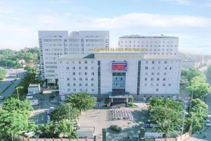 Bệnh viện Đa khoa tỉnh Phú Thọ được xây dựng khang trang, sạch đẹp.