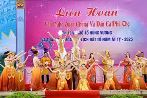 Liên hoan được tổ chức từ ngày 2/4/2025 đến ngày 6/4/2025 (tức ngày mùng 5/3 đến ngày 9/3 Âm lịch) tại Sân khấu Trung tâm Lễ hội - Khu Di tích lịch sử Đền Hùng.