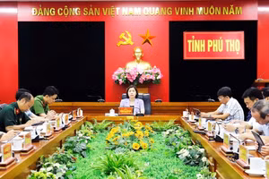 Các đại biểu dự hội nghị tại điểm cầu tỉnh Phú Thọ. (ảnh: Huyền Trang)