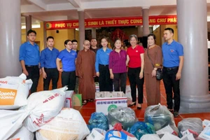 Ban Thường vụ Tỉnh đoàn Tuyên Quang phối hợp với Ban Trị sự Giáo hội Phật giáo Việt Nam tỉnh Tuyên Quang ra quân chương trình “Tiếp sức mùa thi” Kỳ thi THPT năm 2025.