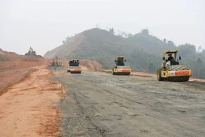 Thi công cao tốc Hà Giang - Tuyên Quang.