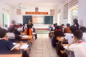 Trường THCS Phù Ninh tăng tốc ôn tập cho học sinh lớp 9.