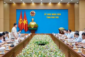 Quang cảnh buổi làm việc.