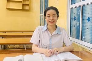 Thí sinh Phạm Hương Giang, lớp 12A8, Trường THPT Long Châu Sa (huyện Lâm Thao, tỉnh Phú Thọ).