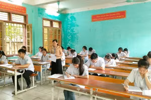 Sáng 26/6, hơn 10.000 thí sinh ở Tuyên Quang đã hoàn thành bài thi đầu tiên với môn Ngữ văn tại Kỳ thi tốt nghiệp THPT năm 2025.