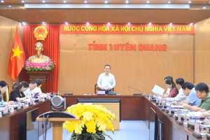 Ông Hoàng Việt Phương, Phó Chủ tịch UBND tỉnh Tuyên Quang, Trưởng Ban chỉ đạo cấp tỉnh Kỳ thi tốt nghiệp THPT năm 2025 phát biểu.