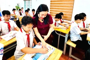 Tiết học của cô và trò Trường THCS Thọ Sơn.