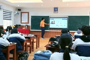 Giờ học của thầy và trò trường THPT Thanh Sơn, tỉnh Phú Thọ.