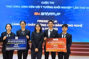 Dự án “Firesense AI – Cảnh báo cháy thông minh bằng công nghệ nhận diện mùi” vào vòng chung kết.