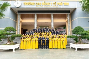 Trường Cao đẳng Y tế Phú Thọ - Nơi bạn được trang bị kiến thức, kỹ năng và bản lĩnh để tự tin bước vào sự nghiệp y tế đầy ý nghĩa.