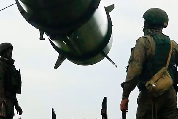 Tên lửa đạn đạo Nga.