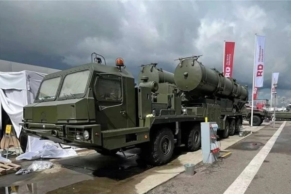 Hệ thống S-500 Prometheus của Nga.