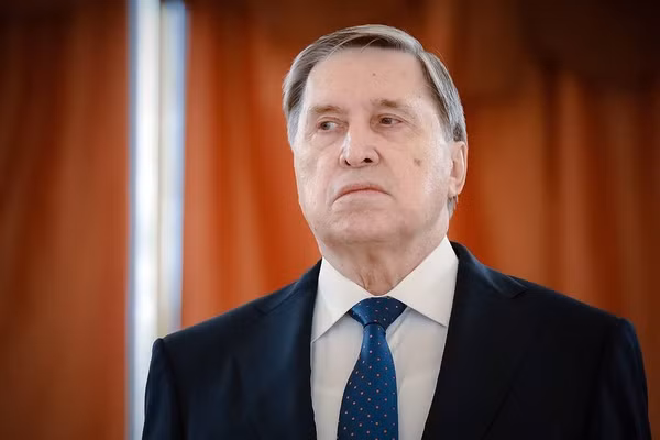Trợ lý Tổng thống Nga - ông Yury Ushakov.