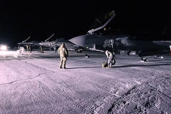 Tiêm kích F-35A của Mỹ trong một lần xuất hiện tại Greenland.