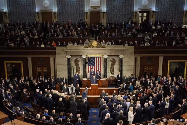 Tổng thống Donald Trump phát biểu tại Quốc hội Mỹ.