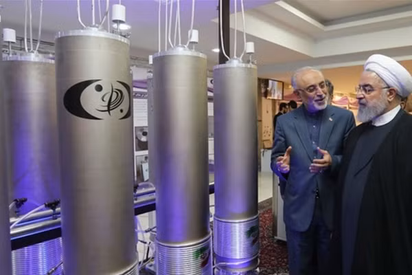 Bên trong một cơ sở hạt nhân của Iran.