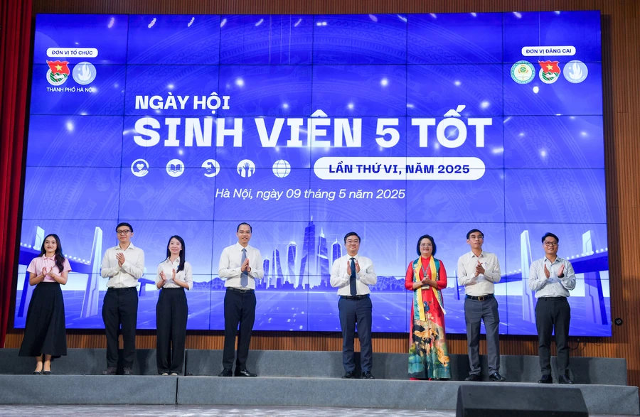 Khai mạc Ngày hội ‘Sinh viên 5 tốt’ lần VI