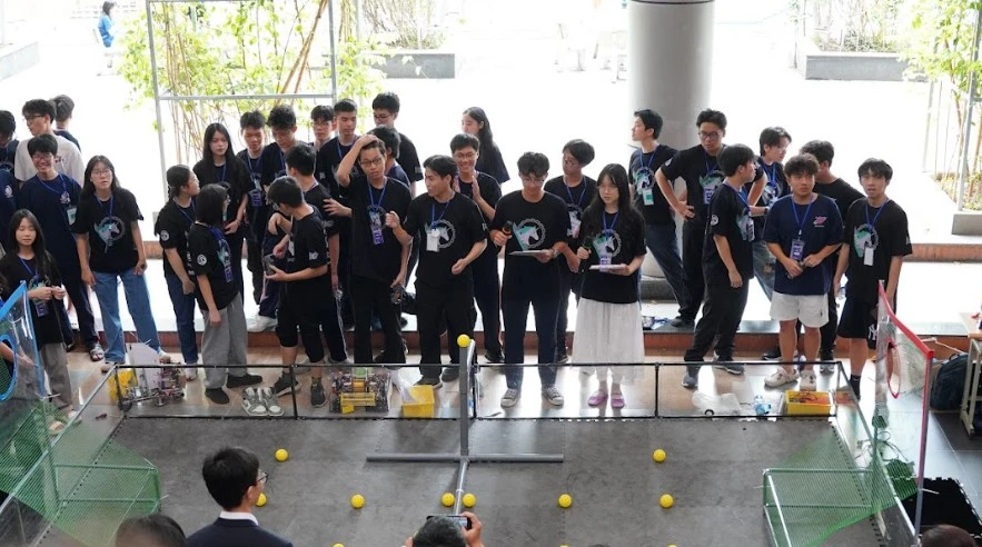 Thắp sáng ngọn lửa đam mê khoa học