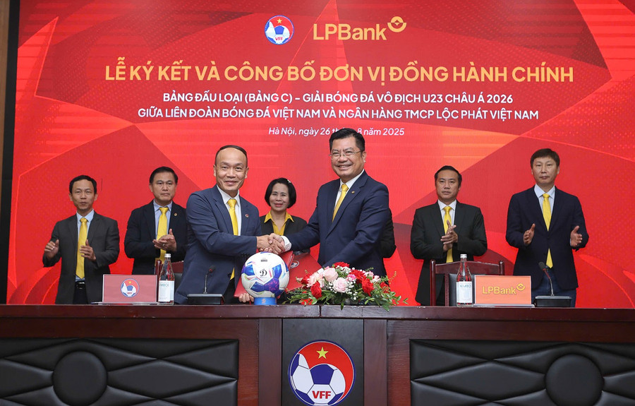 Quang cảnh lễ ký kết. vff-wm-2-8.jpg