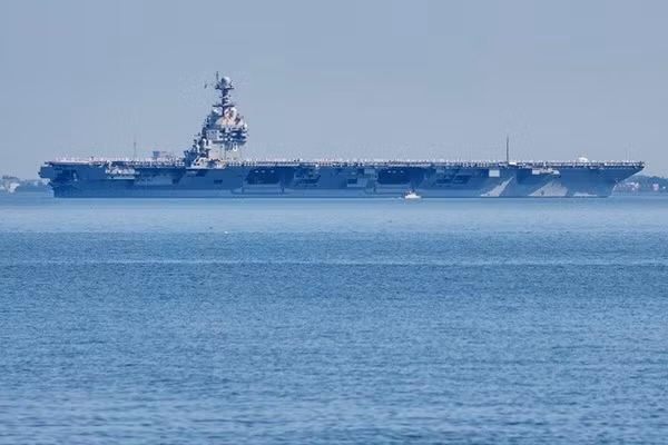 Tàu sân bay tiên tiến nhất thế giới của Mỹ, USS Gerald R. Ford, hiện diện ở Biển Caribe, ngày 16/11/2025.