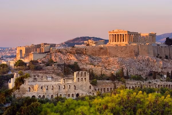 Lần đầu tiên sau 200 năm, đền Parthenon - kiệt tác cổ đại của Hy Lạp, có thể được du khách chiêm ngưỡng mà không bị cản trở.