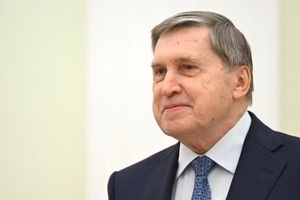 Cố vấn chính sách đối ngoại của Điện Kremlin, Yury Ushakov.