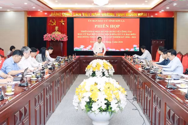 UBND tỉnh Sơn La họp triển khai một số nội dung về công tác bầu cử.