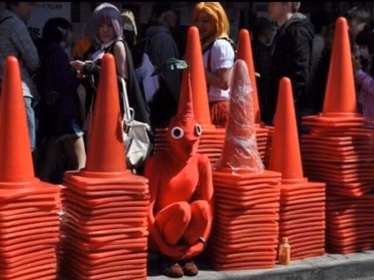 19 Strange Sights That Will Make Anyone Raise an Eyebrow