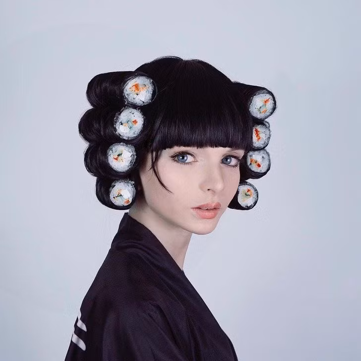 15+ Photos That Are Taking Absurdity to Whole New Heights