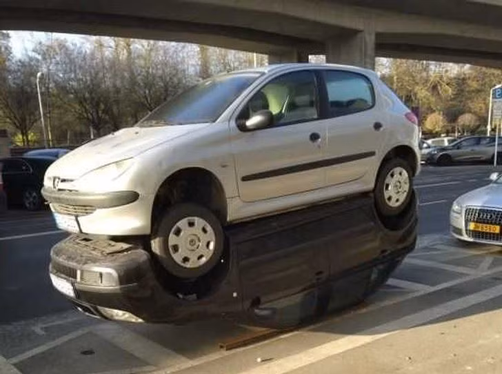 20 Pics That’ll Easily Play Tricks on Your Eyes