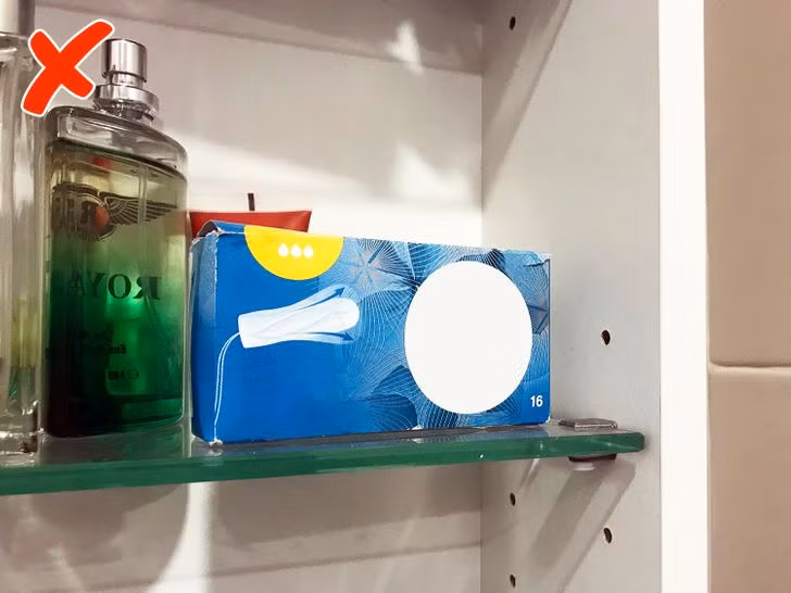 11 Things That Should Not Be Stored in the Bathroom
