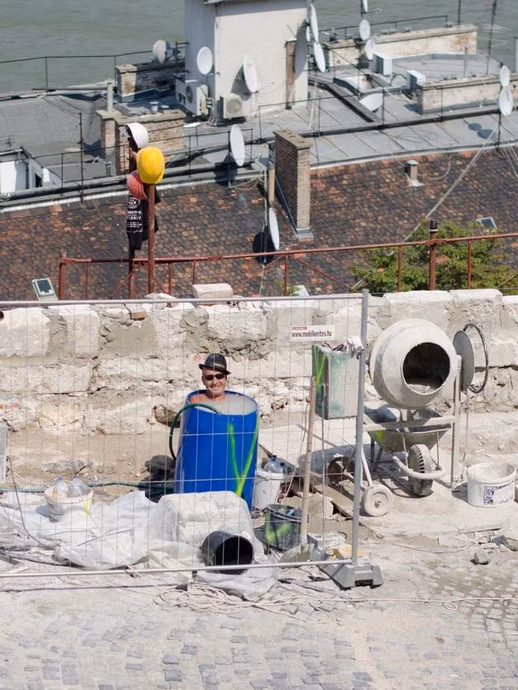 20&nbsp;Pictures Proving Hot Weather Gets Even to&nbsp;the Best of&nbsp;Us