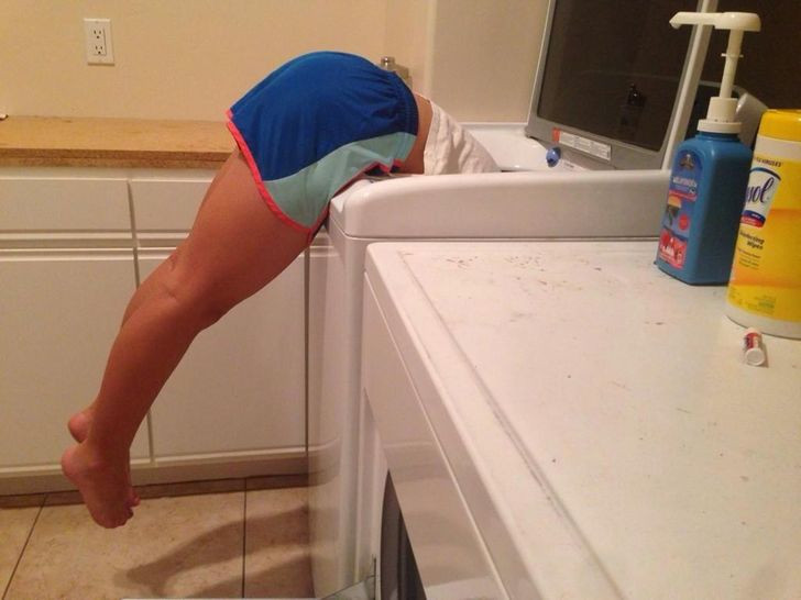 Những tình huống "dở khóc dở cười" của nàng "nấm lùn" ảnh 10 13 situations that only short girls can relate to