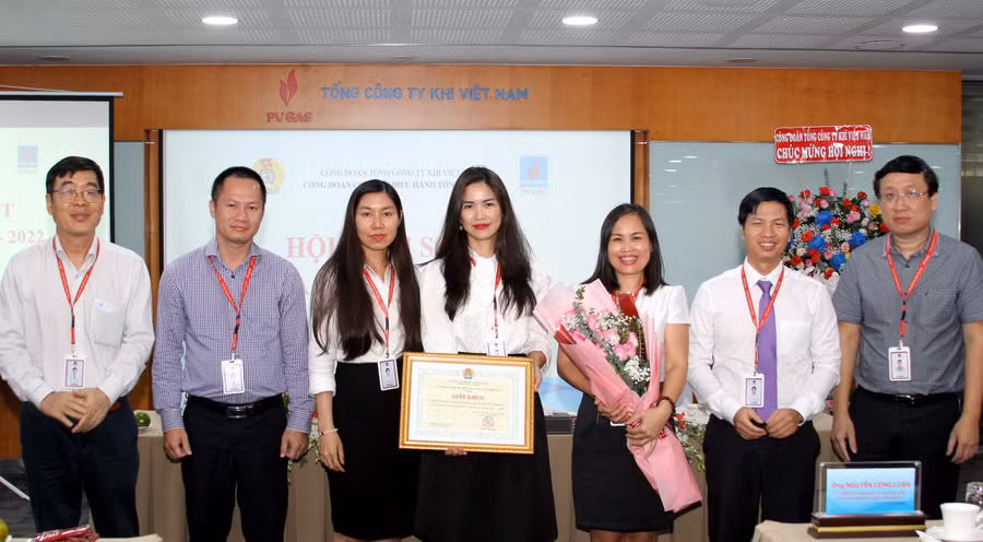 Công đoàn Cơ quan Điều hành PV GAS tổ chức Hội nghị Sơ kết giữa nhiệm kỳ 2017 - 2022 ảnh 2