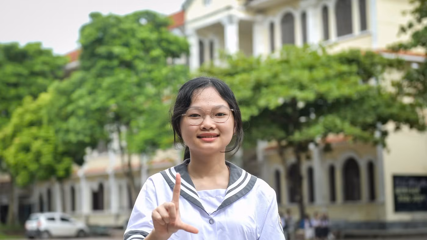 Nữ sinh Ninh Bình chinh phục đỉnh cao Olympic Vật lí quốc tế